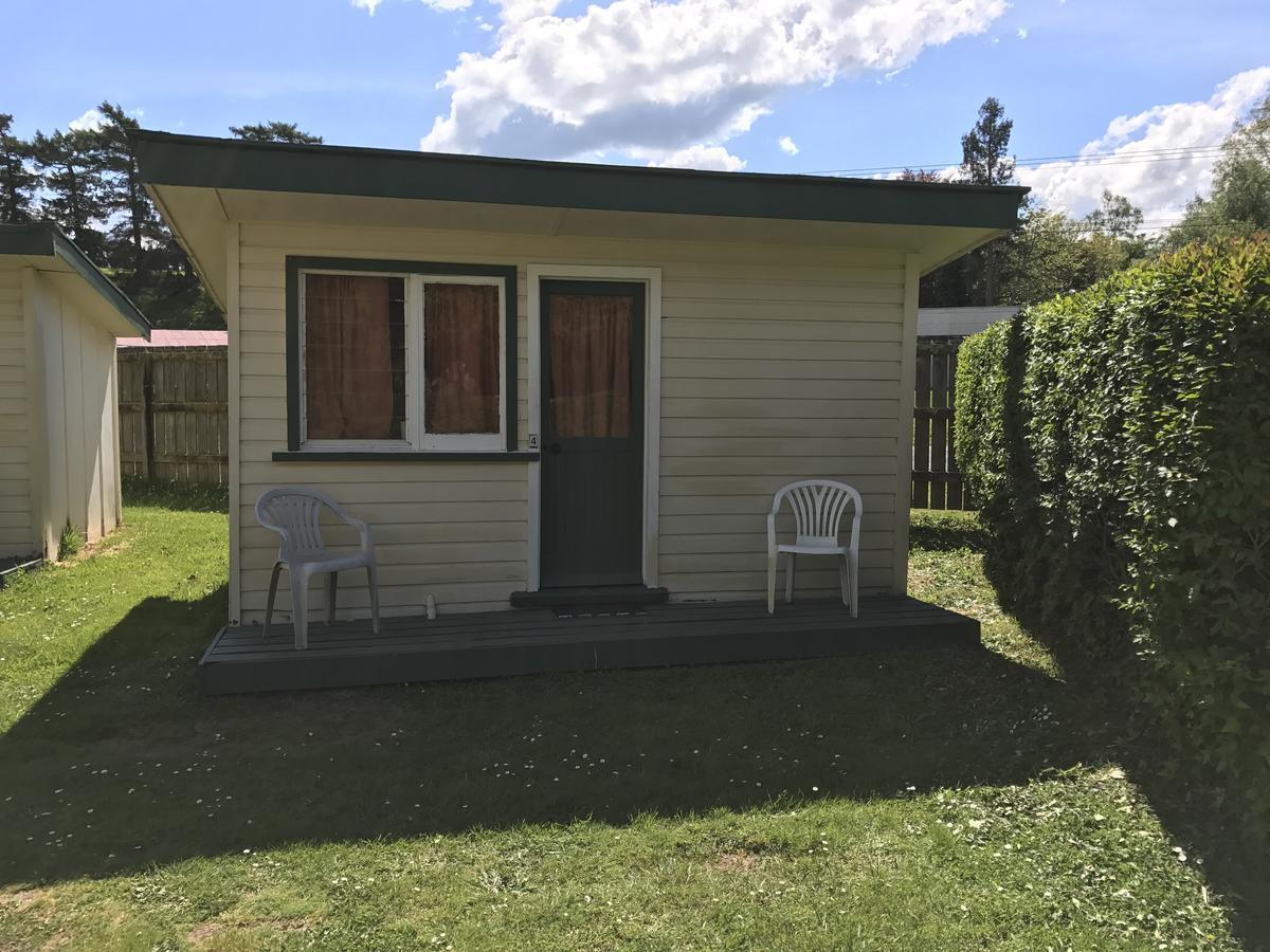 Golden Springs Motel, Holiday Park Rotorua Exterior photo