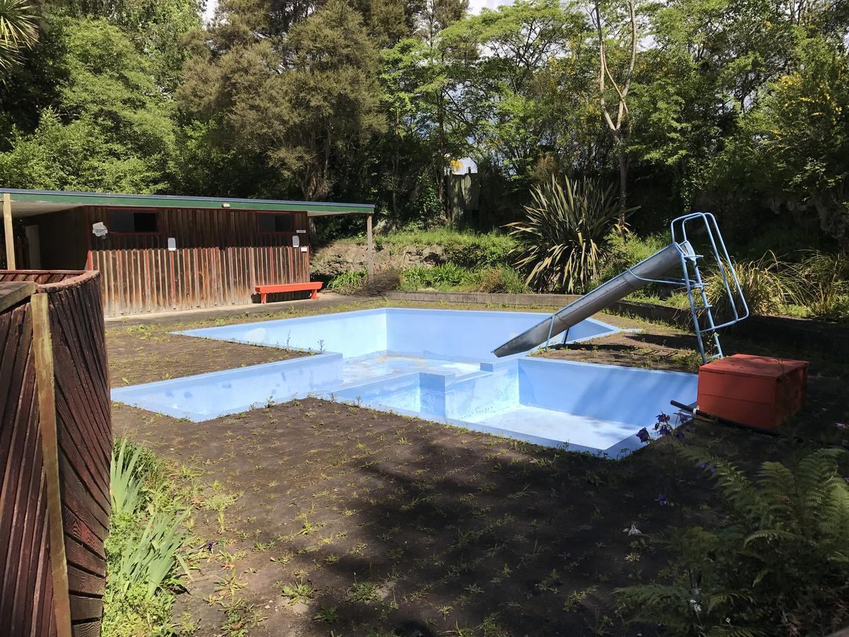 Golden Springs Motel, Holiday Park Rotorua Exterior photo